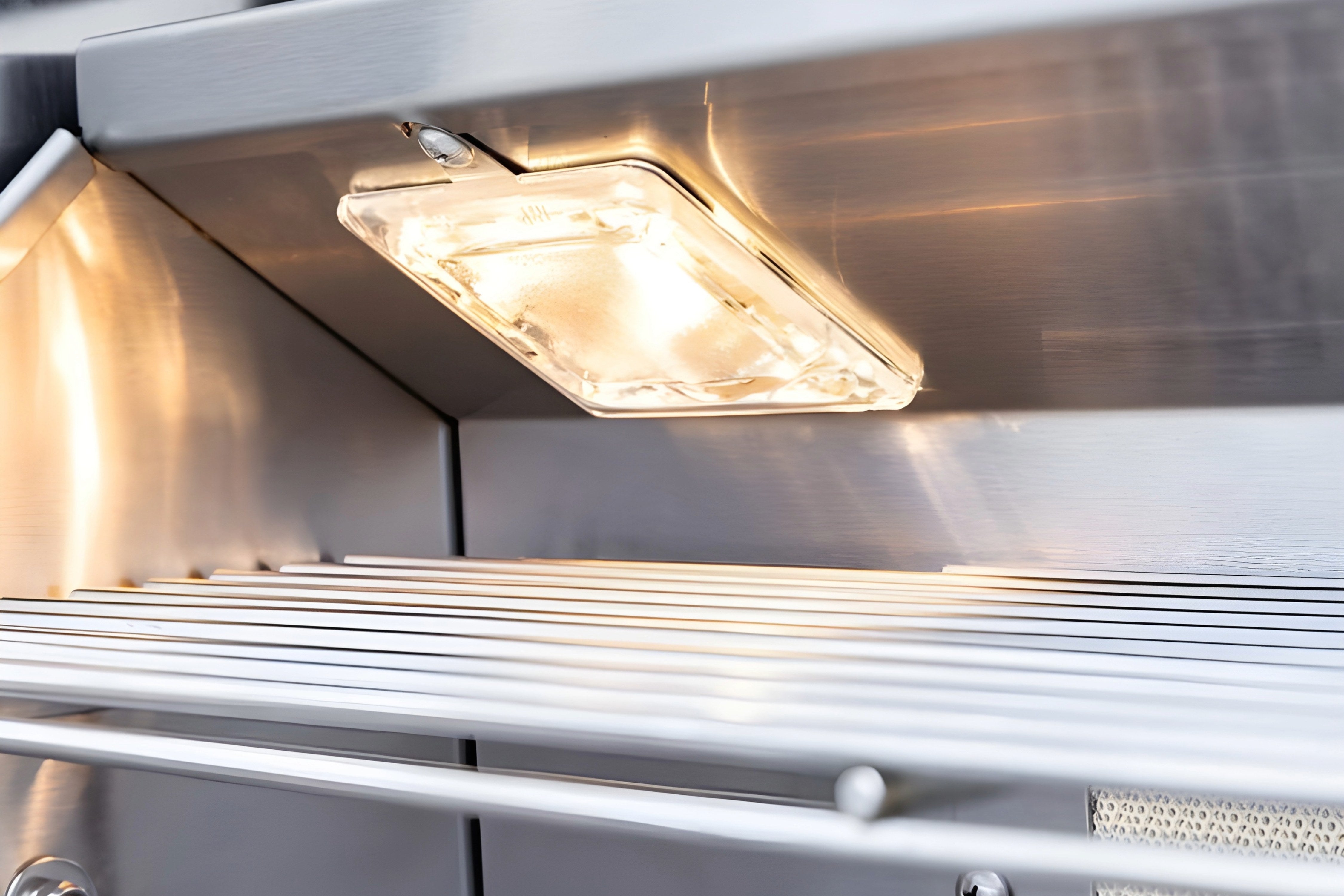 Sizzler Pro 32″ Built-in Grill