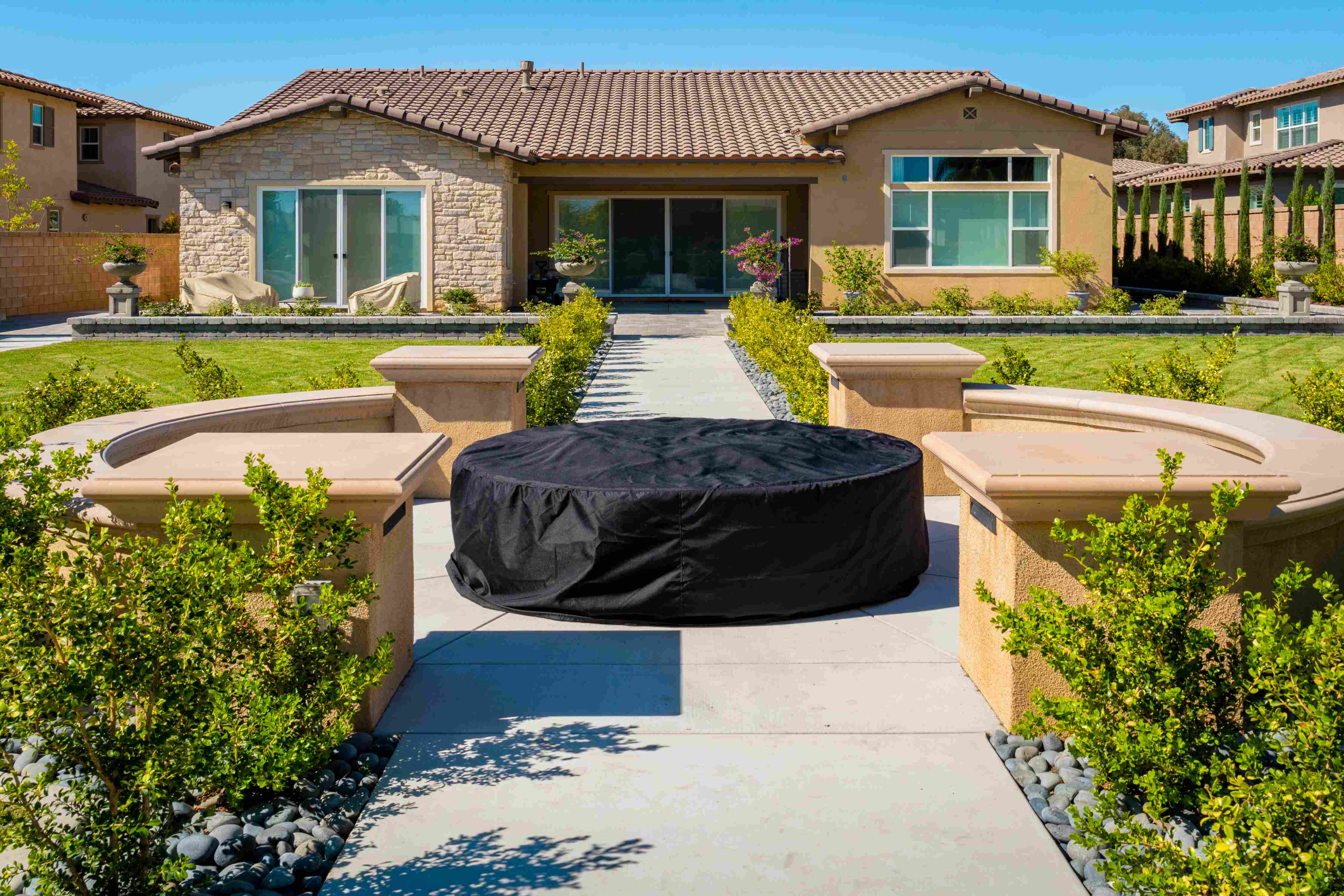 Florence Fire Pit – GFRC Concrete 12″ Tall