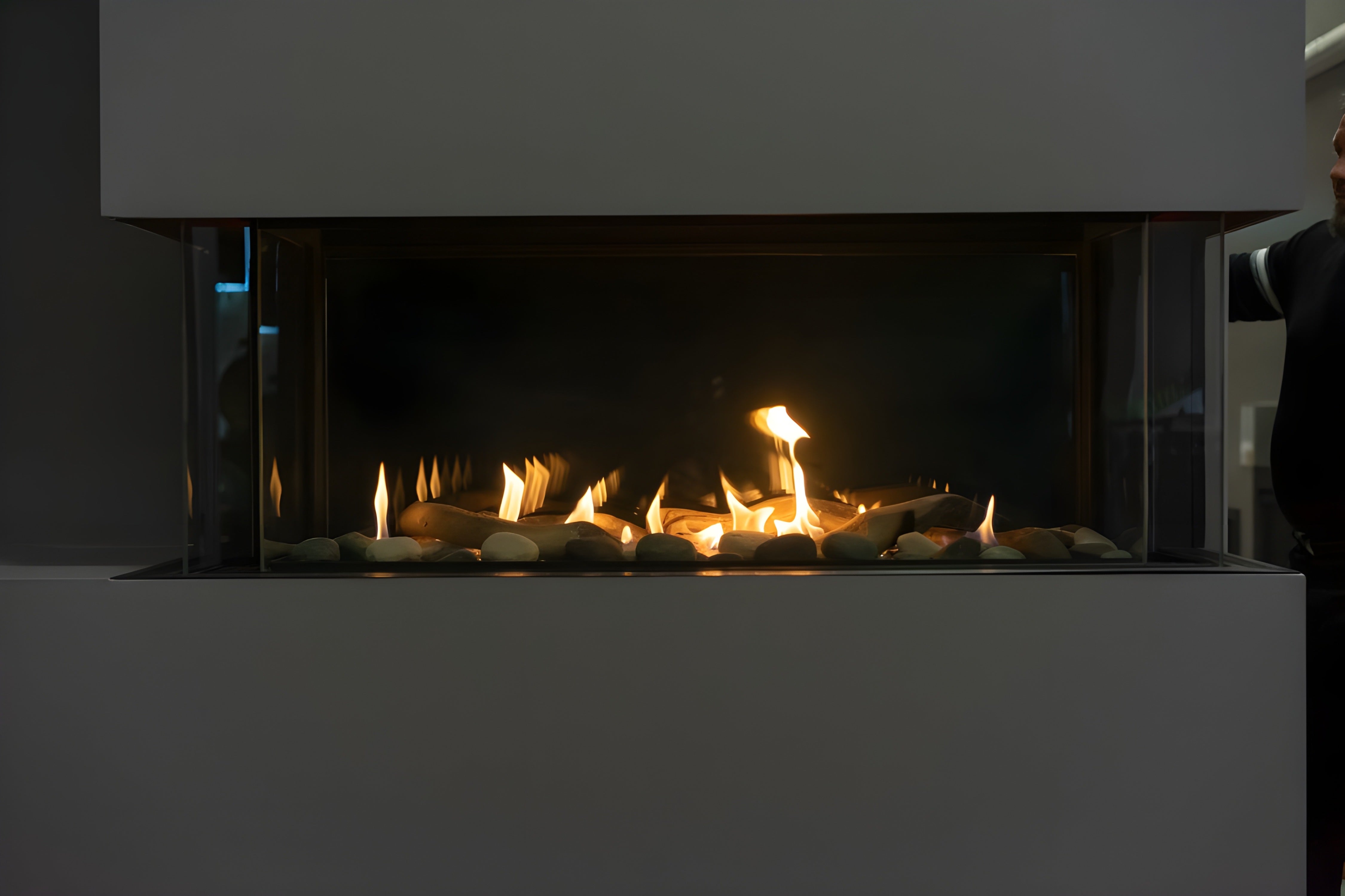 Lyon – 4 Sided See Through Gas Fireplace