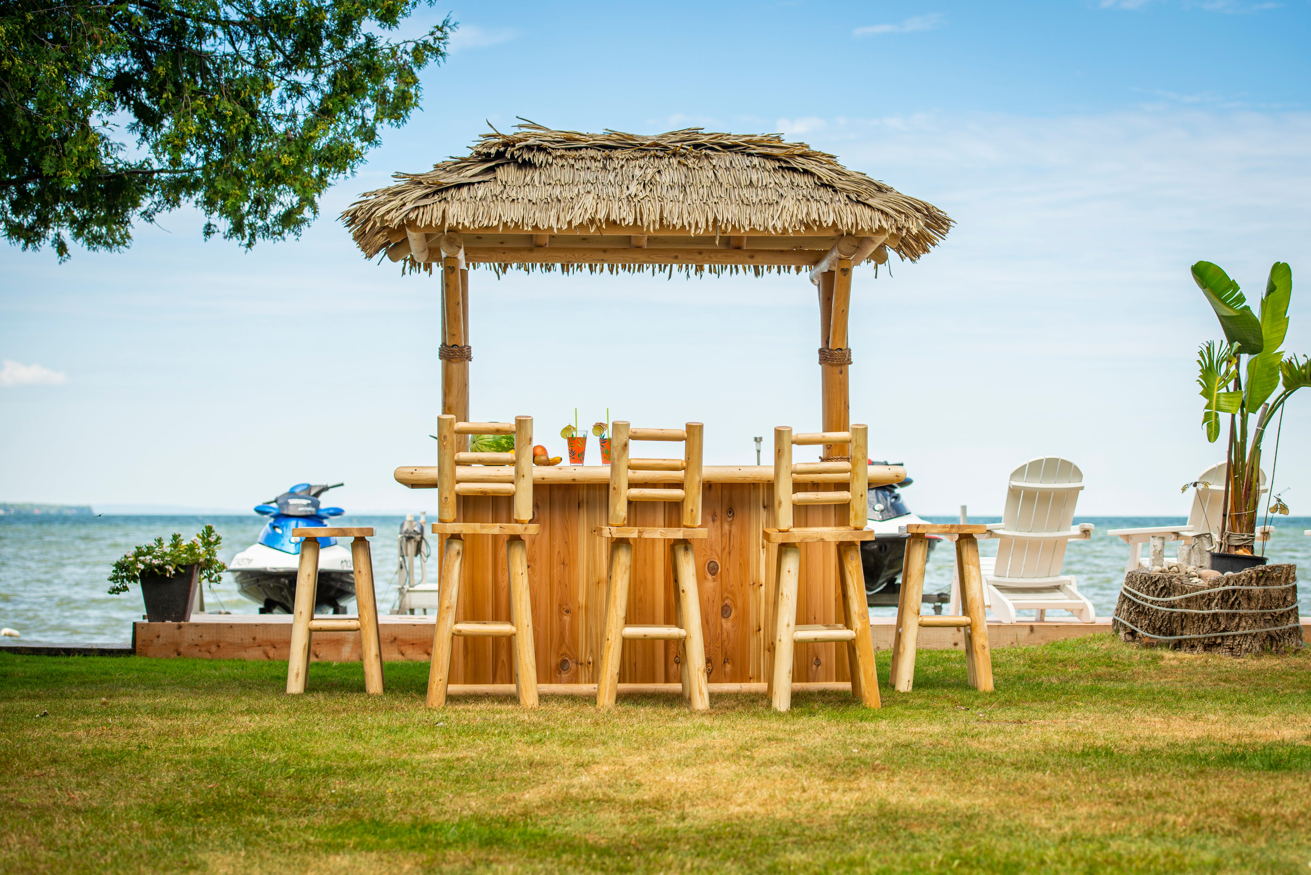 Tropical Paradise Tiki Bar
