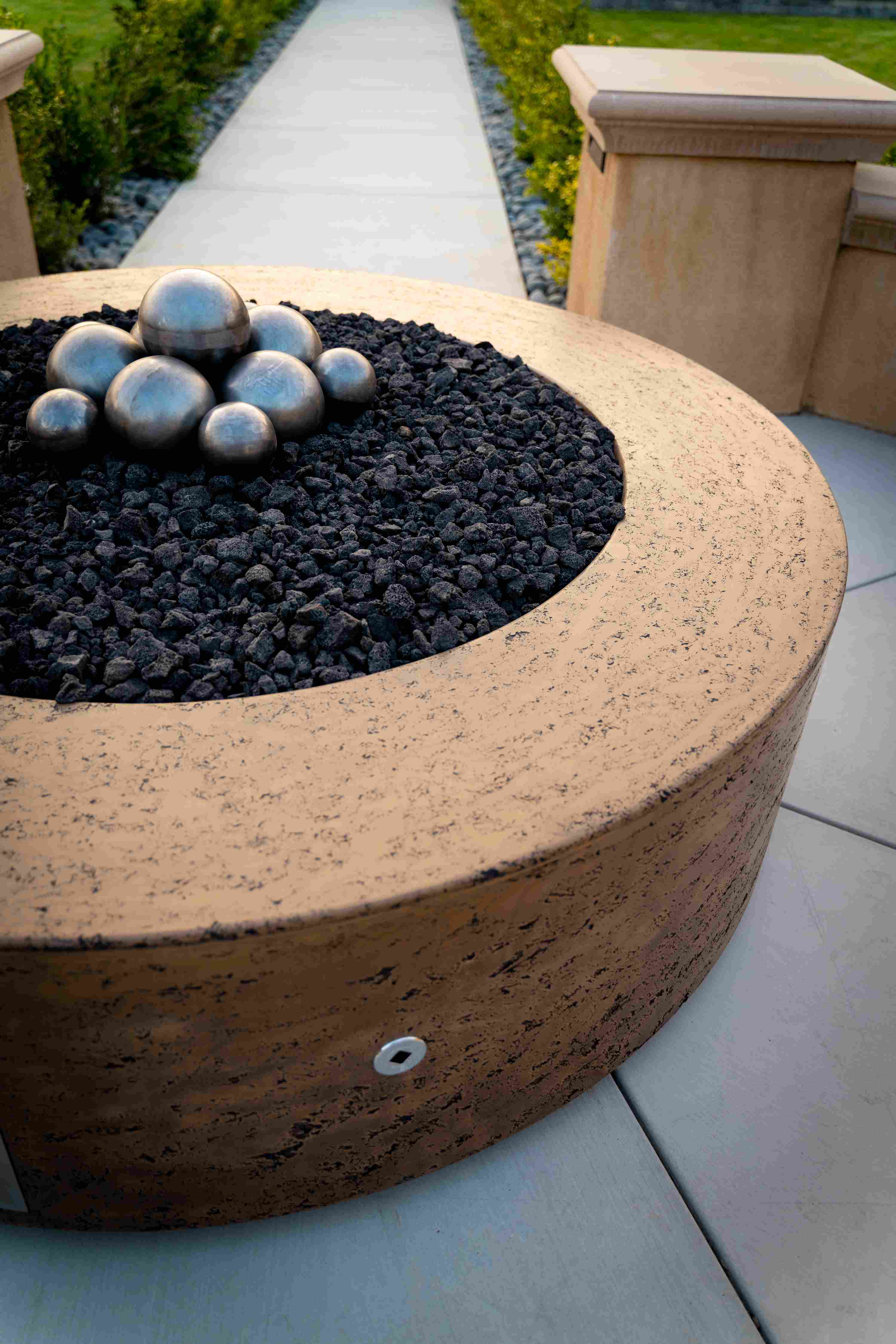 Florence Fire Pit – GFRC Concrete 12″ Tall