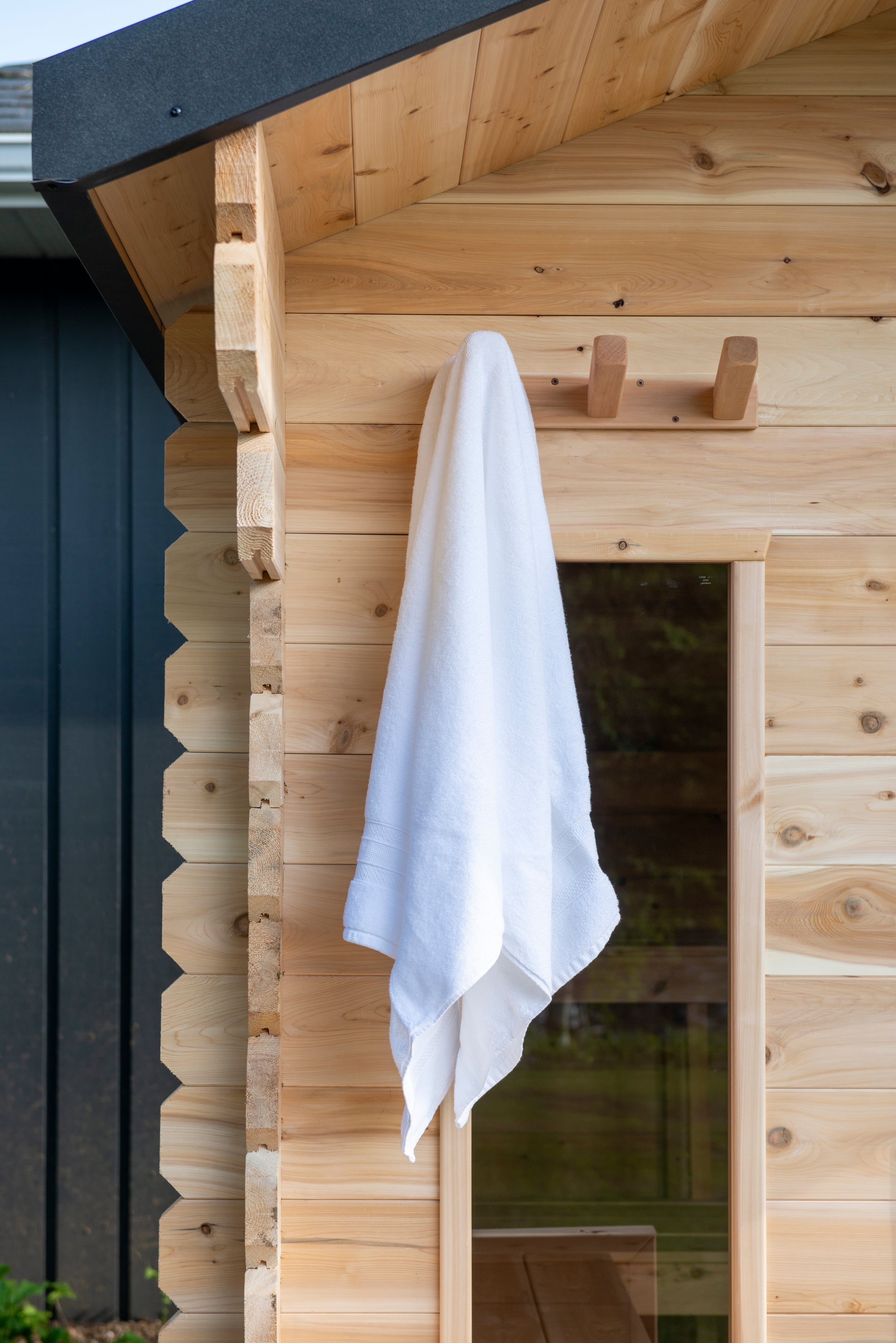 Georgian Cabin Sauna with Porch