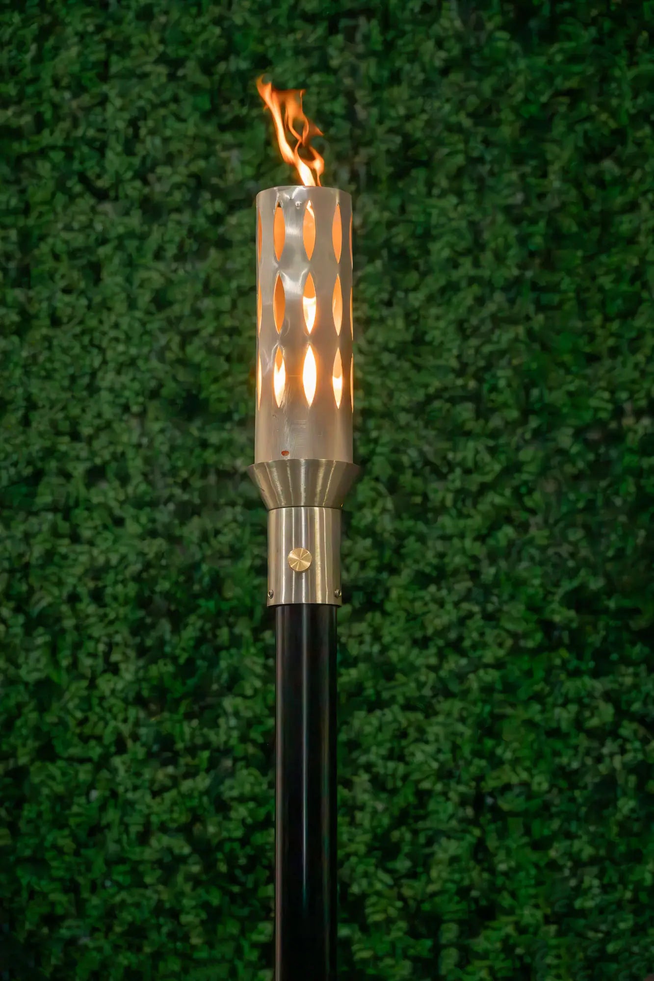 Ellipse Fire Torch & Post