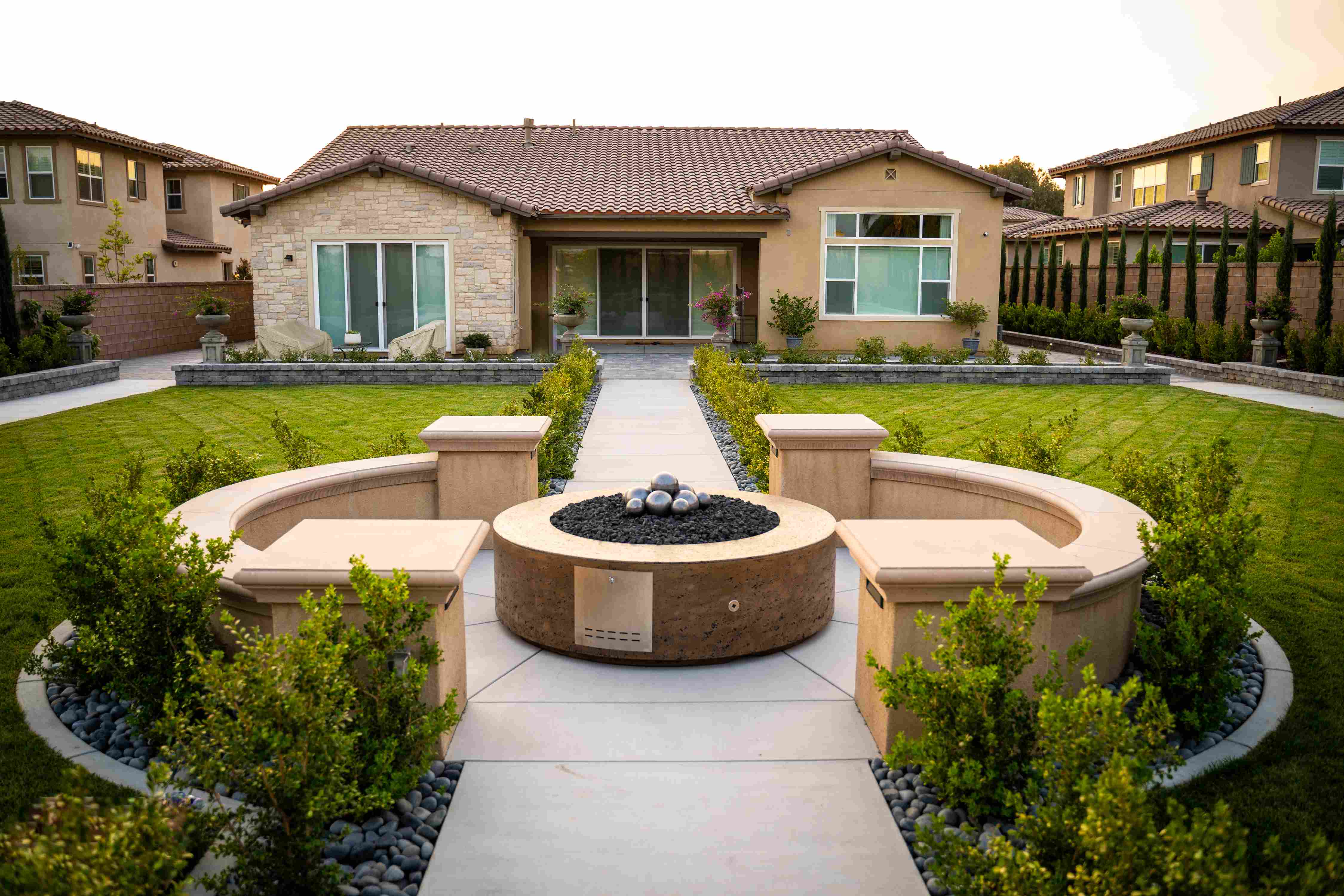 Florence Fire Pit – GFRC Concrete 12″ Tall